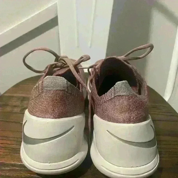 Nike Free TR Flyknit 3 LM Smokey Mauve  Breathable Woman Purple Brown size 9 - Picture 5 of 7